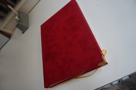 A4 donker rood sinterklaasboek