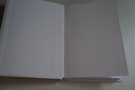 Witte a5 boek wit