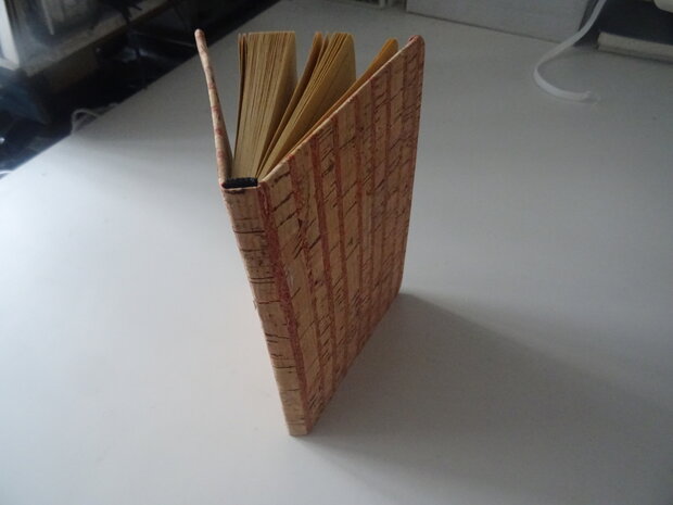 notitieboek lijntjes papier