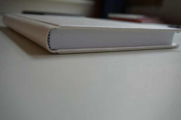 Witte a5 boek wit