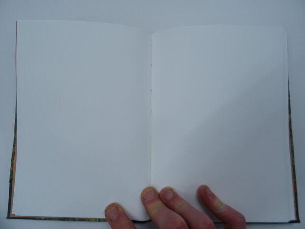 gemarmerd notitieboekje